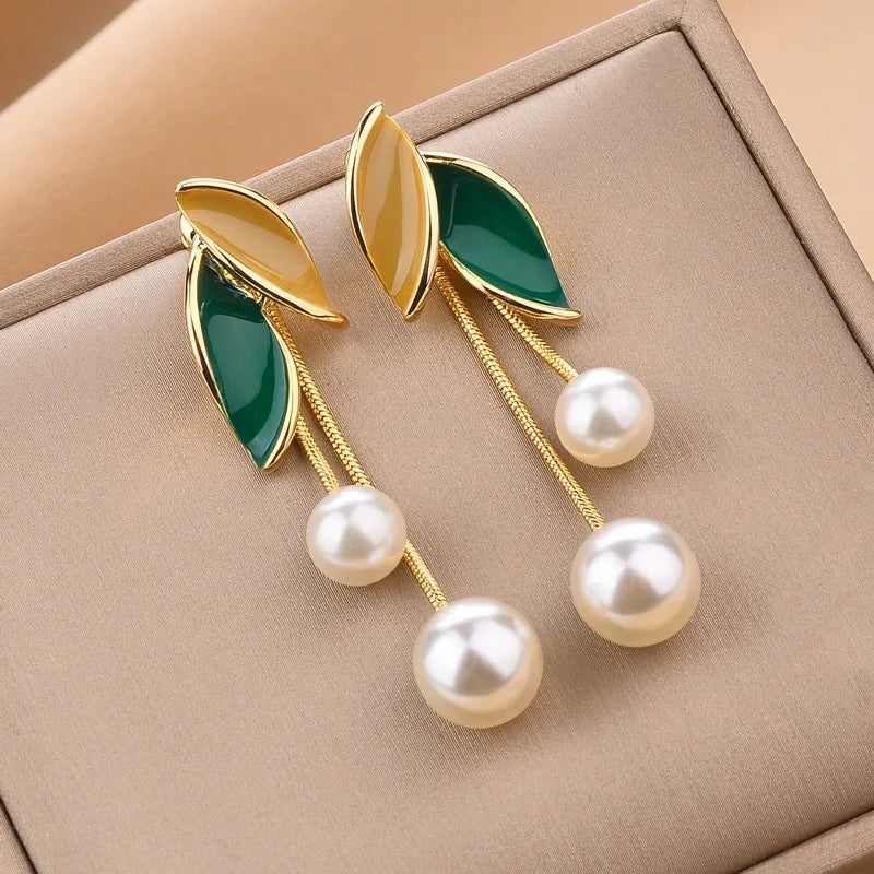 New Korean Metal Trendy Fresh Lovely Sweet Leaf Stud Earrings