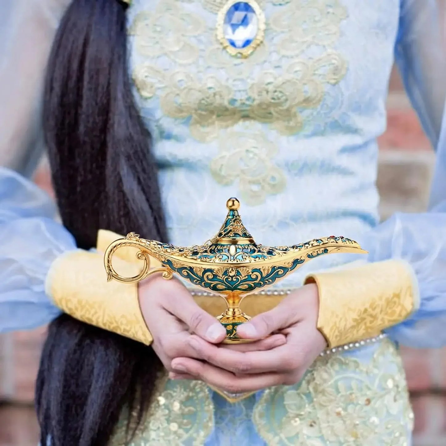 Vintage Magical Legend Aladdin Genie Lamp