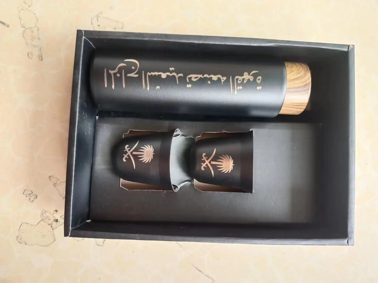 500ML Thermos +80ml Mug Customiszed the Name in Arabic Script