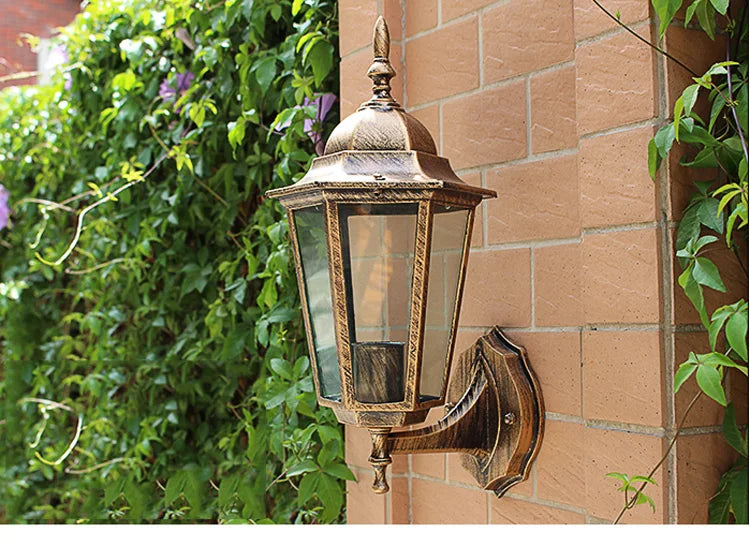 Europe Style Retro Wall Lamp Courtyard