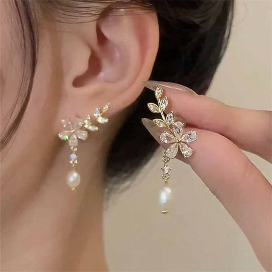 Exquisite Leaves Crystal Zircon Rose Flower Stud Earrings