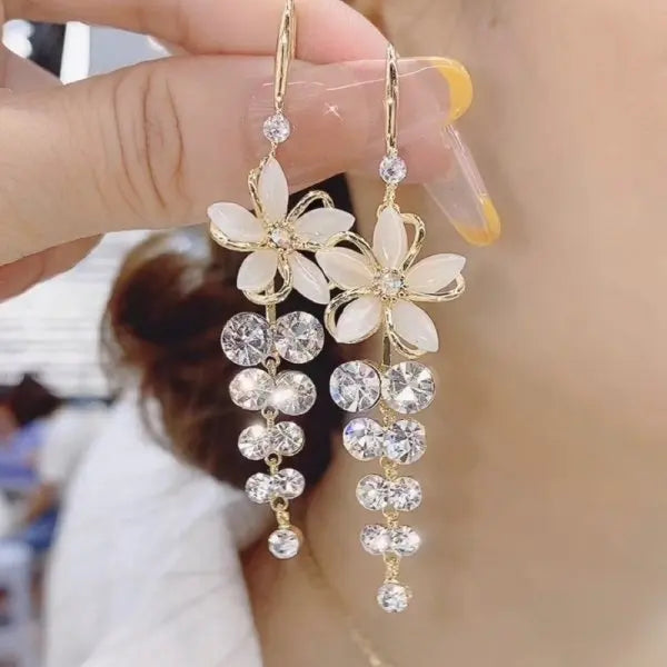 Exquisite Leaves Crystal Zircon Rose Flower Stud Earrings