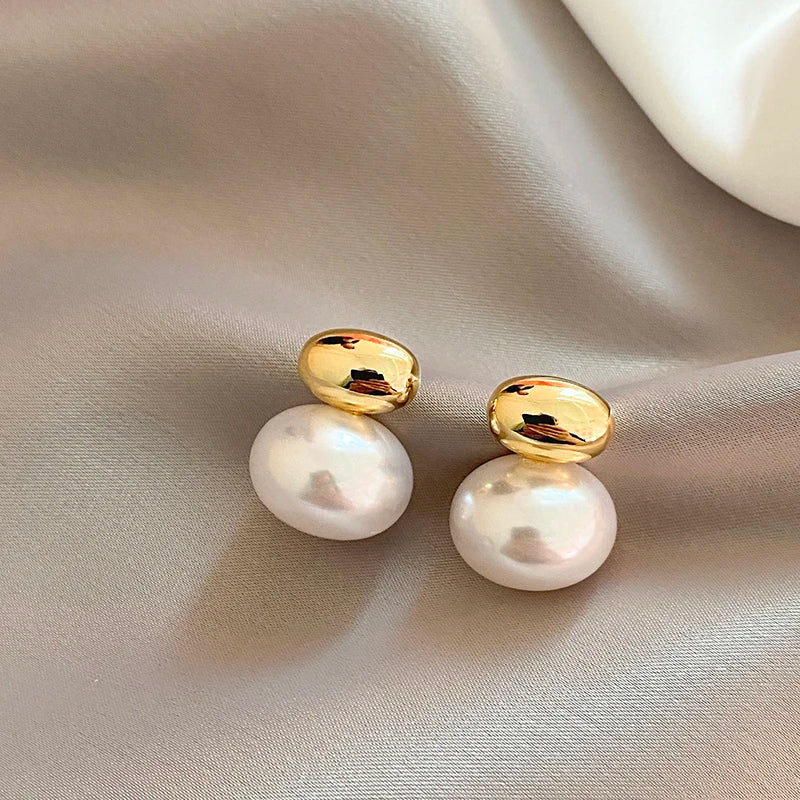 New French Elegant Gold Color Bean Spliced Flat Pearl Earrings